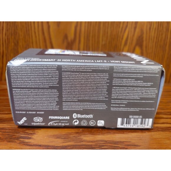 Garmin DriveSmart 51 GPS Navigator With Vent Mount - Picture 4 of 10